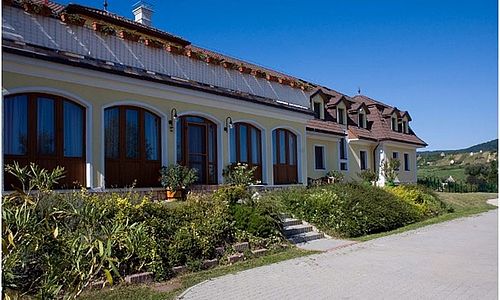 A családbarát szálláshelyek legújabb tagja a 3 szélforgós móri Hétkúti Wellness Hotel A családbarát szálláshelyek legújabb tagja a 3 szélforgós móri Hétkúti Wellness Hotel